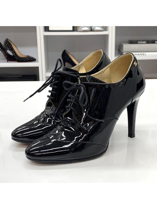 CHANEL Round Toe Patent Leather Boots for Women | eBay Chanel Patent Cocomark Lace Up Booties Black